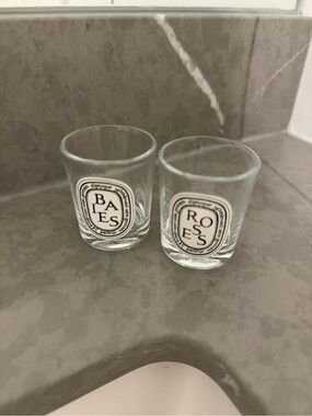 diptyque Clear Glass BAIES & ROSES Shot Glasses with Black Labels